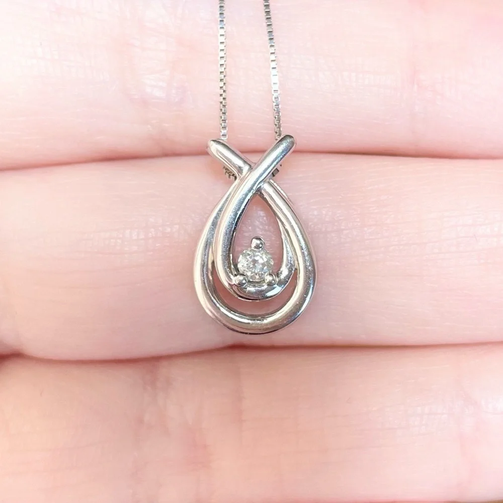10k double loop filigree open circle .08 diamond solid white gold necklace - Picture 2 of 11